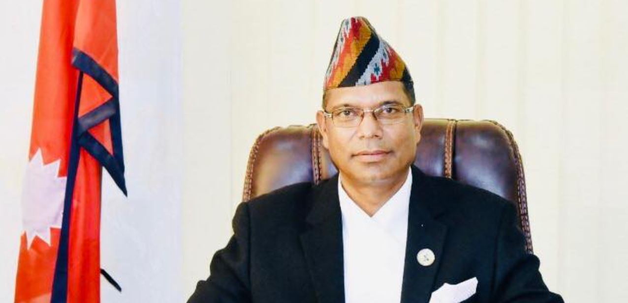 'केन्द्रमा शेर बहादुर दाई, पिछडिएको क्षेत्रमा जीवन शाही' 